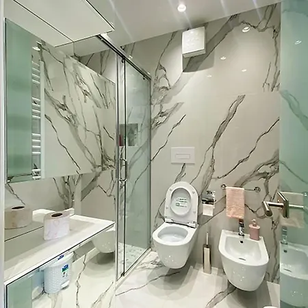 Luxury Тирана
