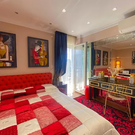 Luxury * Тирана