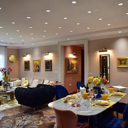 Luxury Lägenhet Tirana